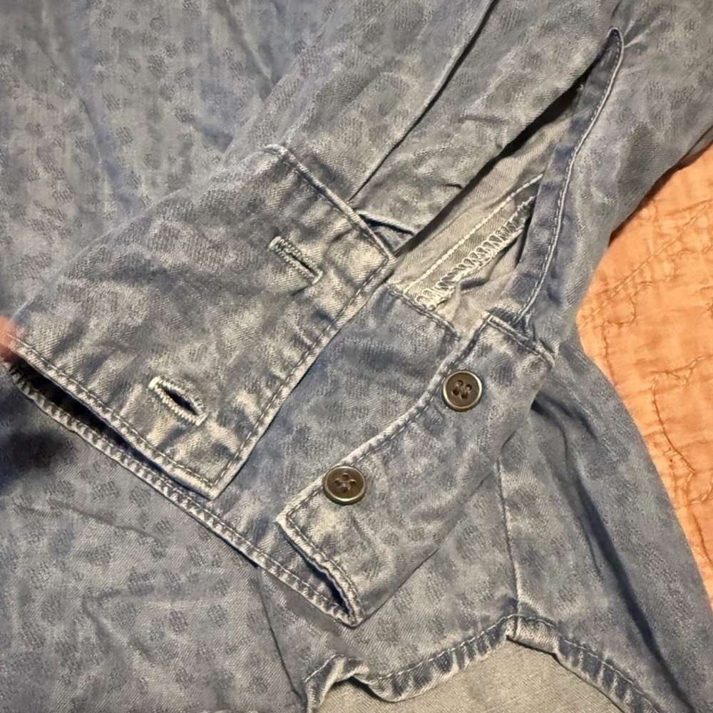 $128 Bella Dahl Women Blue Button-Down Long-Sleeve Denim Blouse Shirt Top Large - Picture 4 of 10